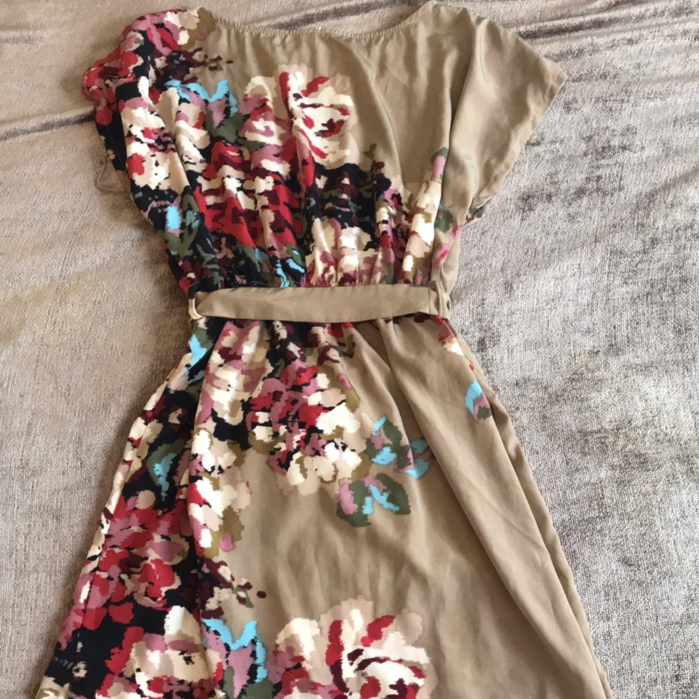 Dress - Picture 4 of 4